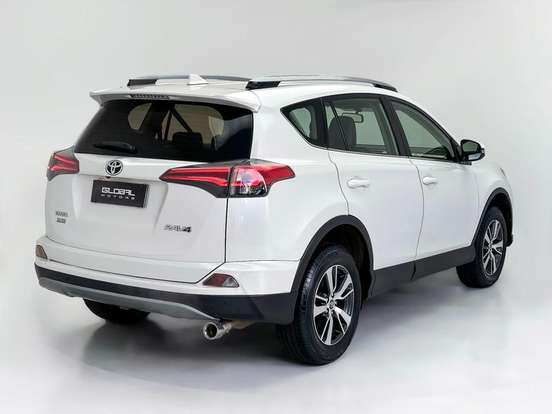 TOYOTA-RAV4-2018
