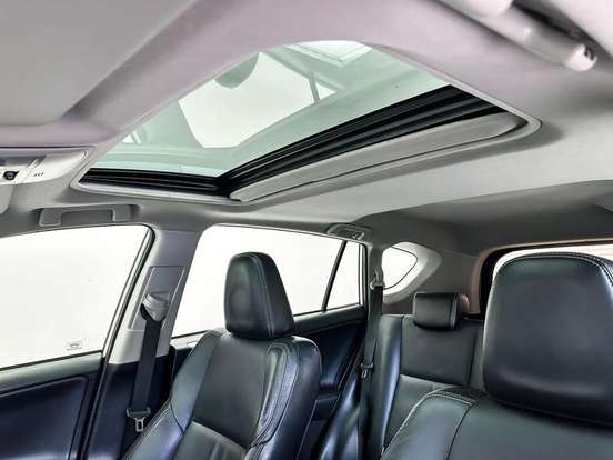 TOYOTA-RAV4-2018