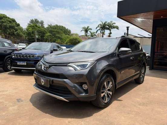 TOYOTA-RAV4-2017