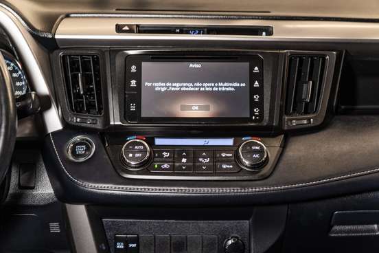 TOYOTA-RAV4-2018