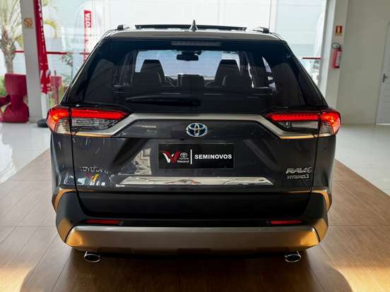 TOYOTA-RAV4-2022