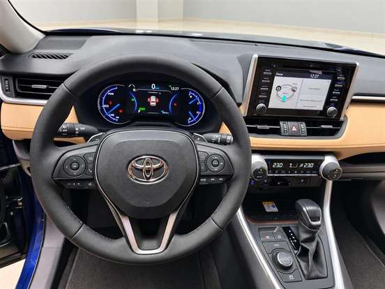 TOYOTA-RAV4-2020