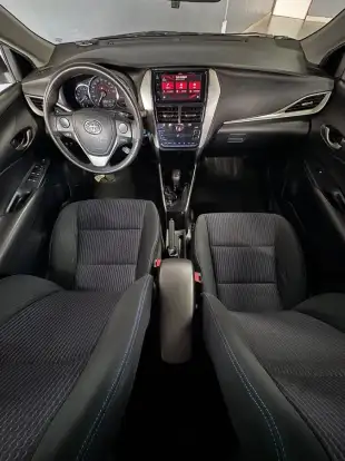 TOYOTA-YARIS-1.5 16V FLEX SEDAN XL PLUS CONNECT MULTIDRIVE TOYOTA-YARIS-2019