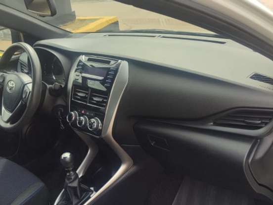 TOYOTA-YARIS-1.3 16V FLEX XL MULTIDRIVE TOYOTA-YARIS-2018
