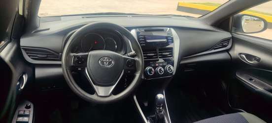 TOYOTA-YARIS-1.3 16V FLEX XL MULTIDRIVE TOYOTA-YARIS-2018