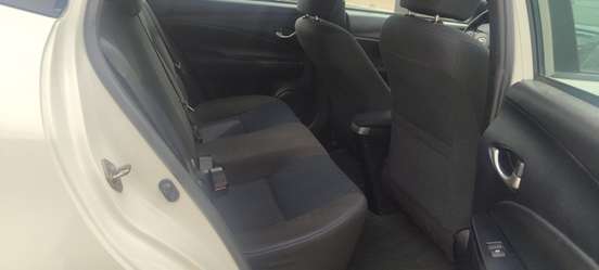 TOYOTA-YARIS-2018