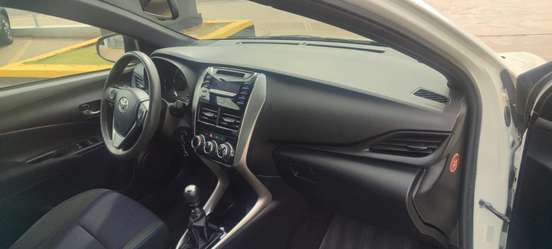 TOYOTA-YARIS-2018