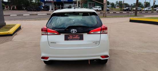 TOYOTA-YARIS-2018
