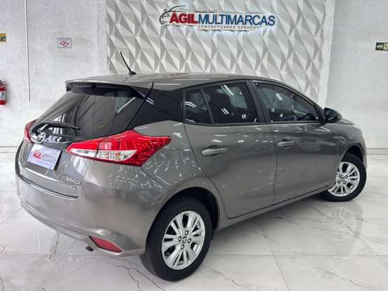TOYOTA-YARIS-1.3 16V FLEX XL PLUS TECH MULTIDRIVE TOYOTA-YARIS-2019