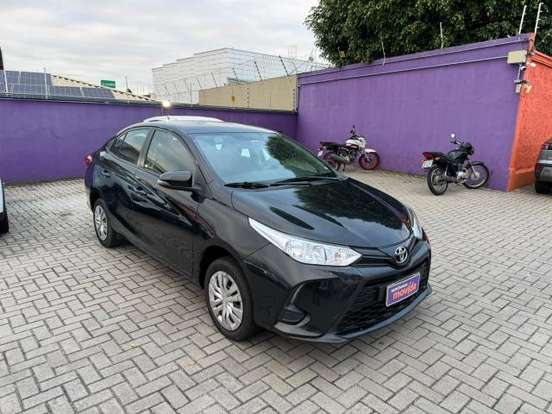 TOYOTA-YARIS-2024