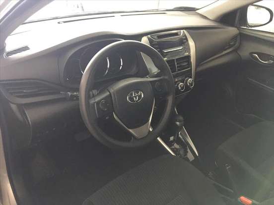 TOYOTA-YARIS-2018