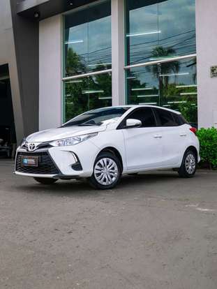 TOYOTA-YARIS-2023
