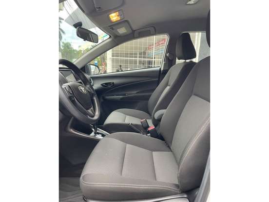 TOYOTA-YARIS-2024