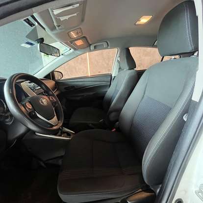 TOYOTA-YARIS-2019