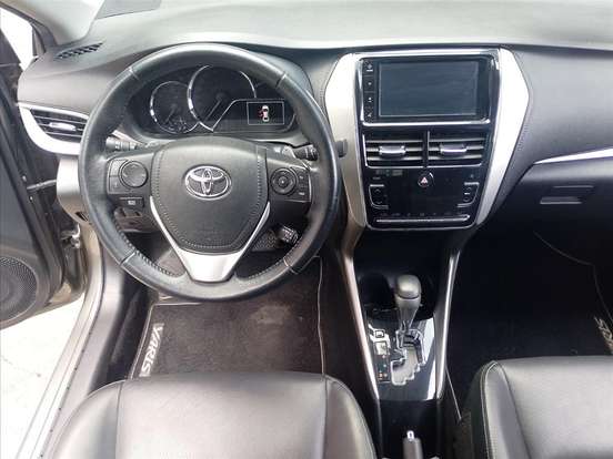 TOYOTA-YARIS-1.5 16V FLEX SEDAN XS MULTIDRIVE TOYOTA-YARIS-2019