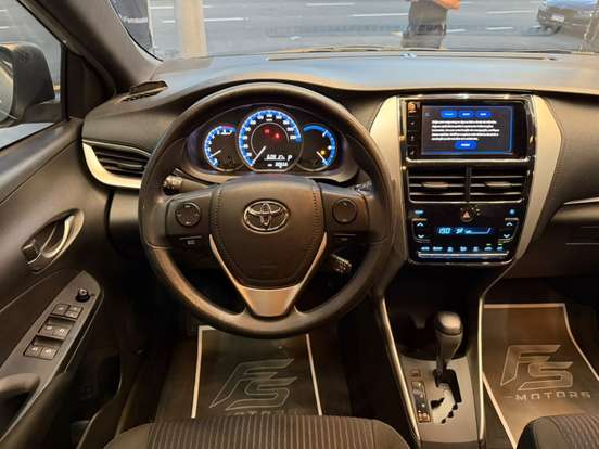 TOYOTA-YARIS-1.5 16V FLEX XL PLUS CONNECT MULTIDRIVE TOYOTA-YARIS-2020