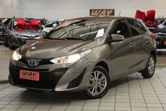 TOYOTA-YARIS-2020