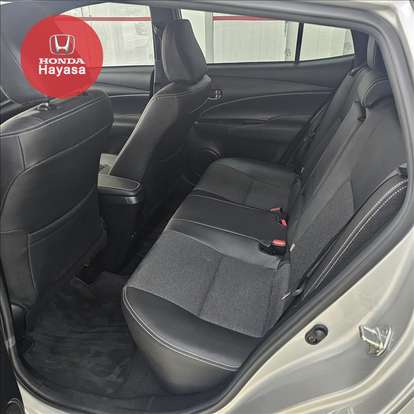 TOYOTA-YARIS-2024