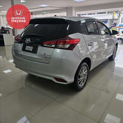 TOYOTA-YARIS-2024