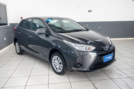 TOYOTA-YARIS-2024