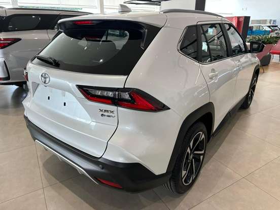 TOYOTA-YARIS CROSS-2026