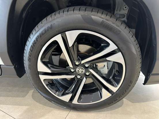 TOYOTA-YARIS CROSS-2026