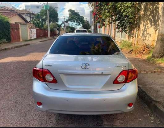 TOYOTA-COROLLA-2010