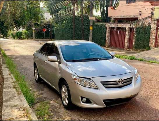TOYOTA-COROLLA-2010