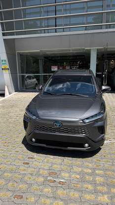 TOYOTA-COROLLA CROSS-2024