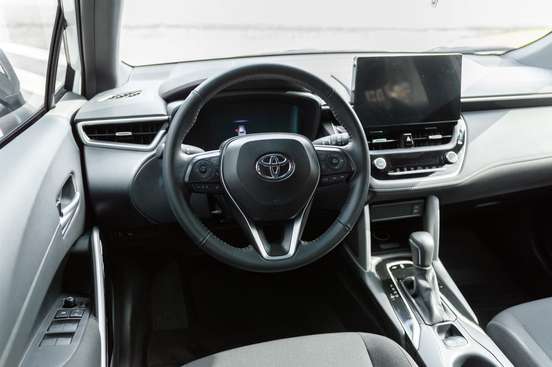 TOYOTA-COROLLA CROSS-2025