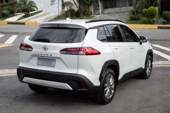 TOYOTA-COROLLA CROSS-2025