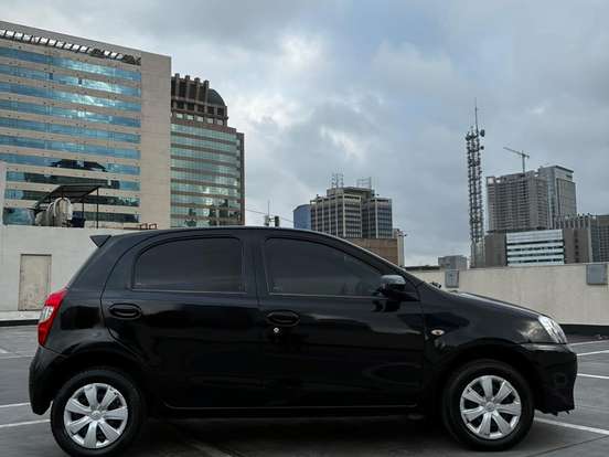 TOYOTA-ETIOS-1.3 X 16V FLEX 4P MANUAL TOYOTA-ETIOS-2015