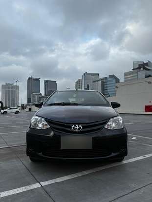 TOYOTA-ETIOS-2015
