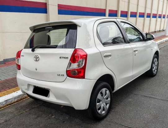 TOYOTA-ETIOS-2014