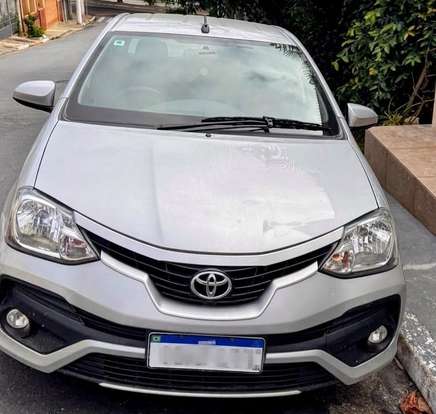 TOYOTA-ETIOS-2018