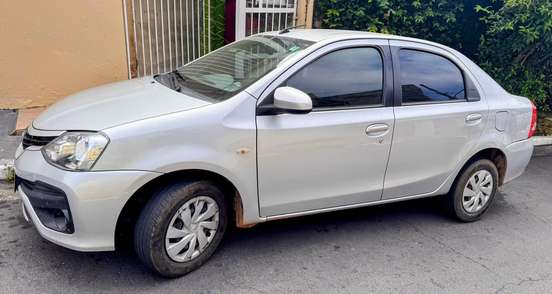 TOYOTA-ETIOS-1.5 XS SEDAN 16V FLEX 4P MANUAL TOYOTA-ETIOS-2018