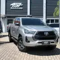 TOYOTA HILUX 2.8 D-4D TURBO DIESEL CD SR 4X4 AUTOMÁTICO TOYOTA HILUX 2.8 D-4D TURBO DIESEL CD SR 4X4 AUTOMÁTICO