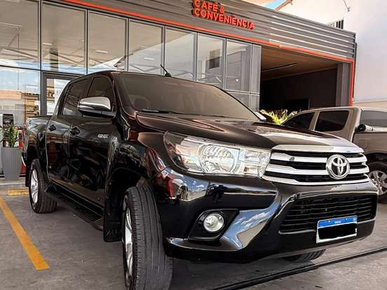 TOYOTA-HILUX-2.8 SRV 4X4 CD 16V DIESEL 4P AUTOMÁTICO TOYOTA-HILUX-2018