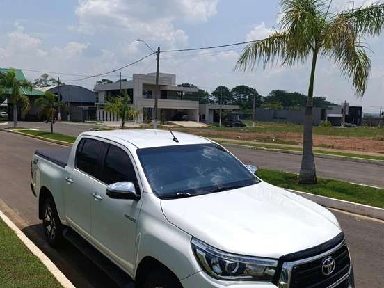TOYOTA-HILUX-2.8 SRX 4X4 CD 16V DIESEL 4P AUTOMÁTICO TOYOTA-HILUX-2020