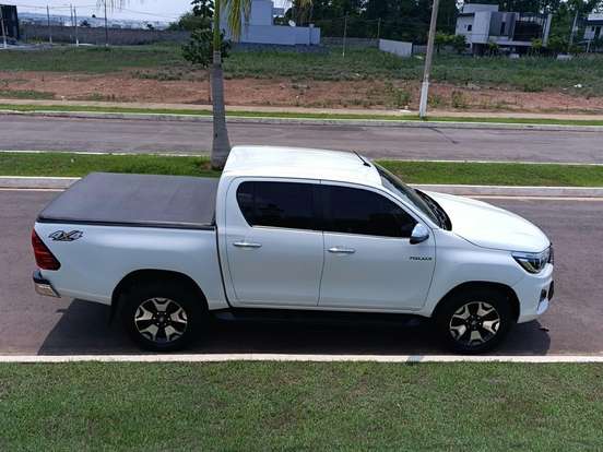 TOYOTA-HILUX-2.8 SRX 4X4 CD 16V DIESEL 4P AUTOMÁTICO TOYOTA-HILUX-2020