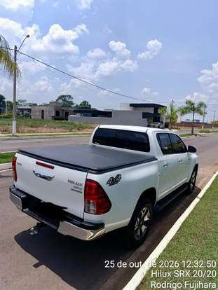 TOYOTA-HILUX-2020