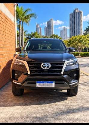 TOYOTA-HILUX SW4-2021