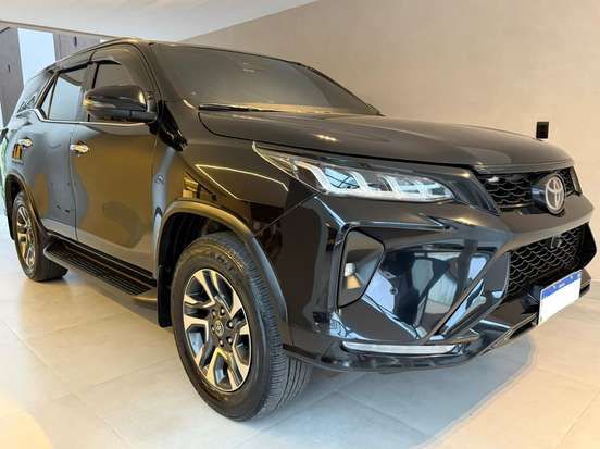 TOYOTA-HILUX SW4-2022