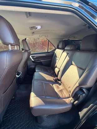 TOYOTA-HILUX SW4-2016