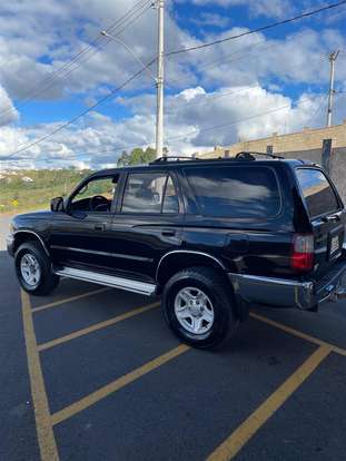 TOYOTA-HILUX SW4-2000