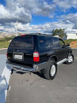 TOYOTA-HILUX SW4-2000