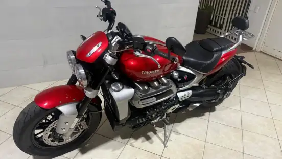 TRIUMPH-ROCKET III R-2020