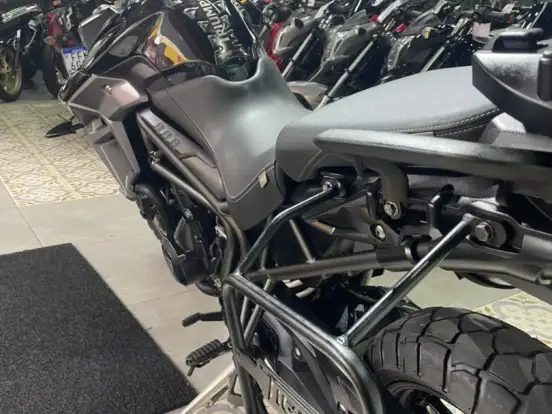TRIUMPH-TIGER 800 XRX TRIUMPH-TIGER 800 XRX-2015