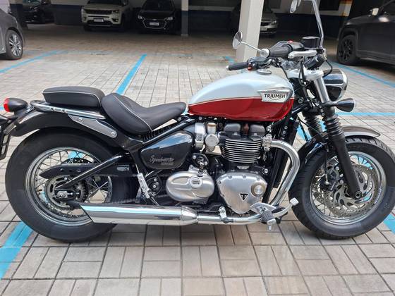 TRIUMPH BONNEVILLE SPEEDMASTER 