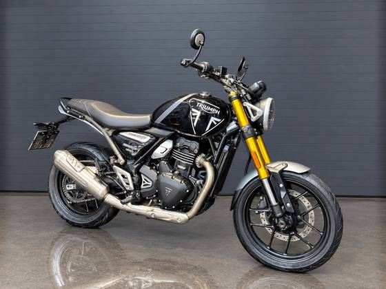 TRIUMPH SPEED 400 